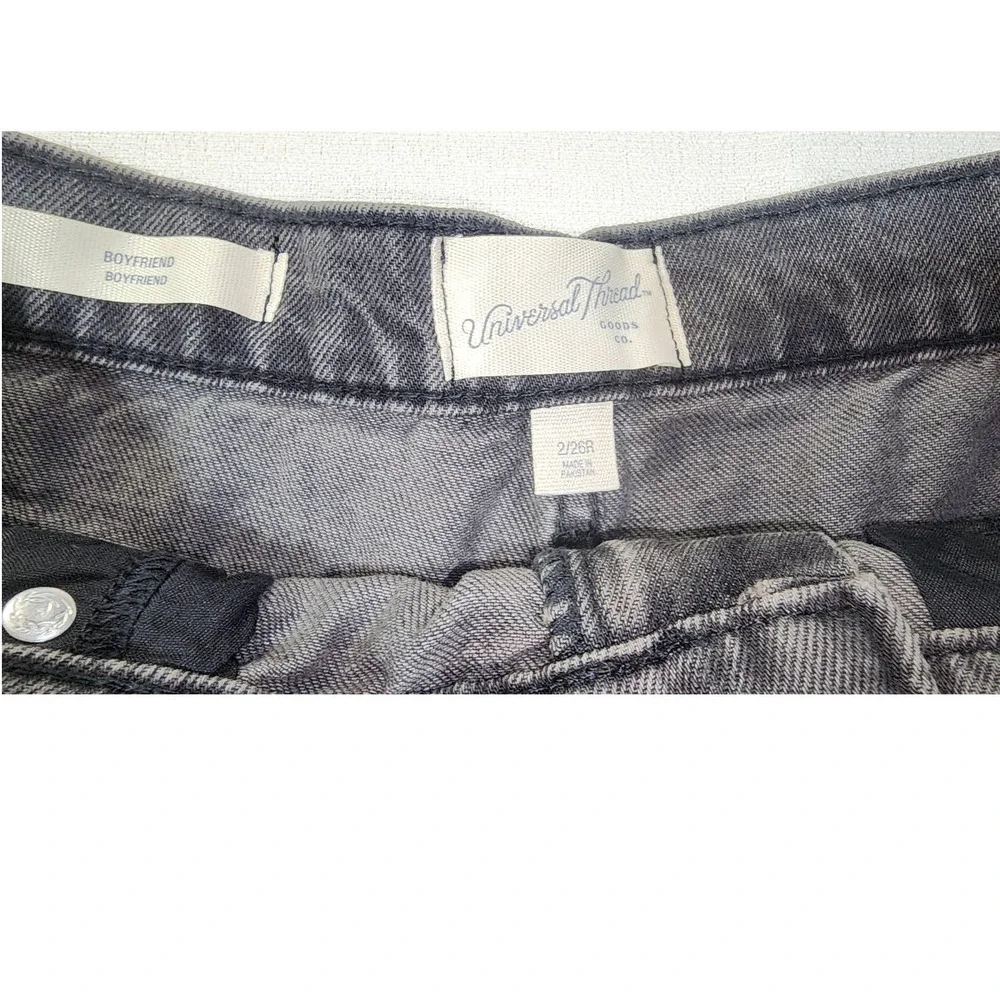 woman's boyfriend black jeans 26 waist universal thread